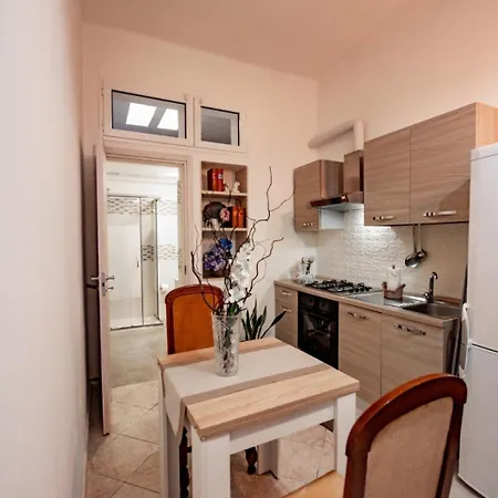 Casa Mamy Apartment Torre Santa Susanna