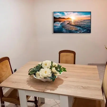 Casa Mamy Apartment Torre Santa Susanna